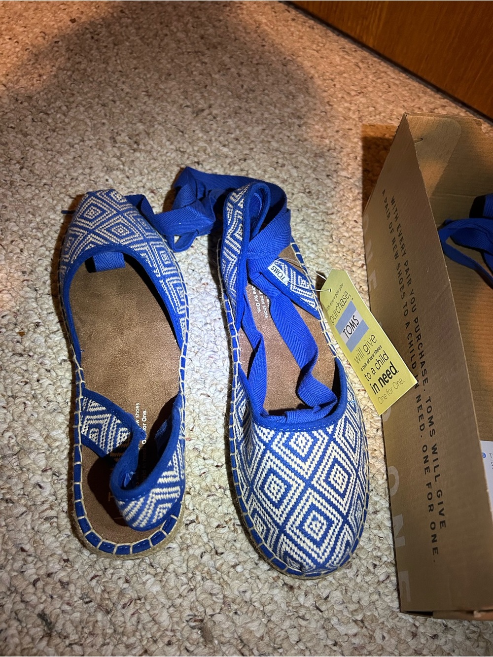 TOMS Blue and White Diamond-Pattern Espadrille Sandals with Wrap Laces